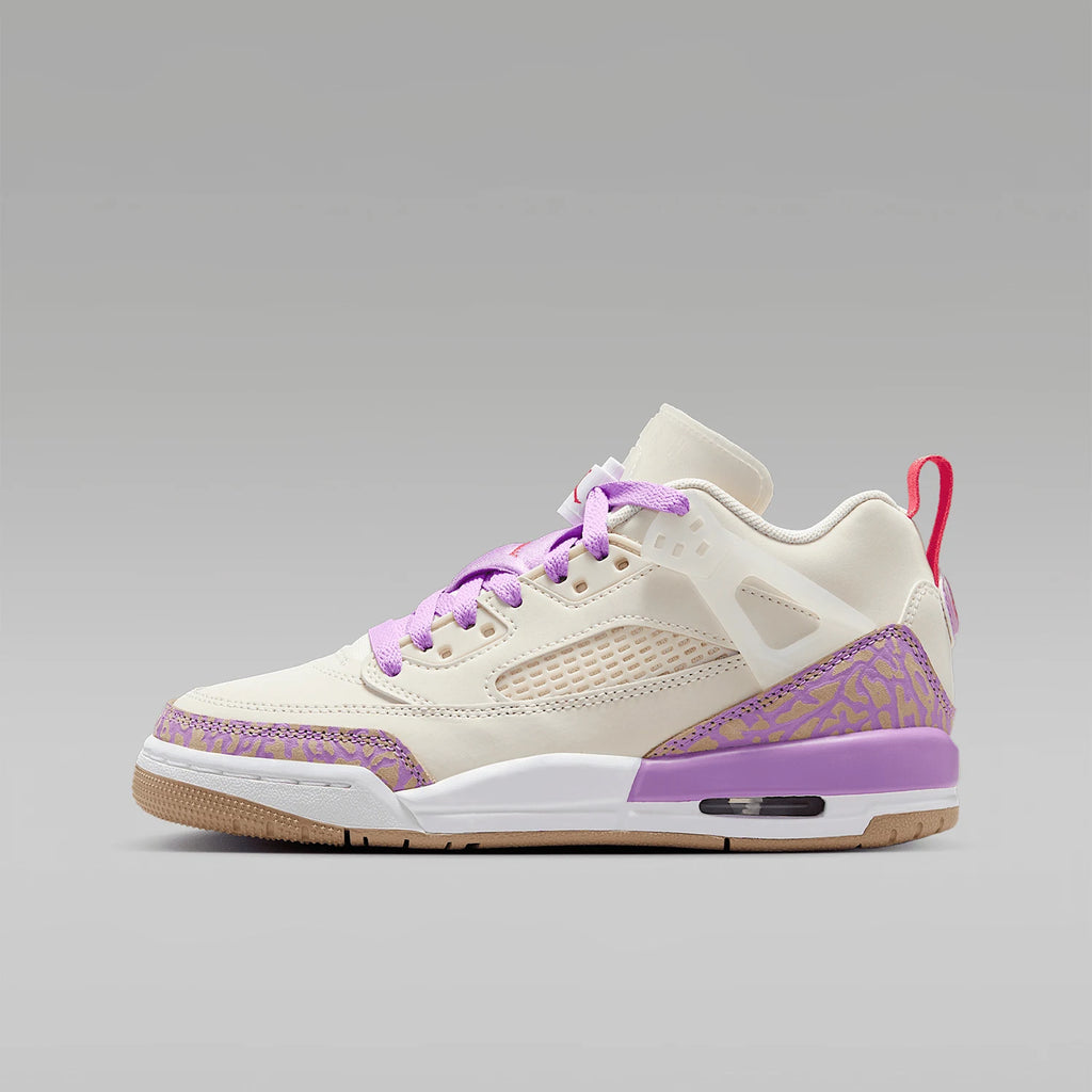 Air Jordan 4 Retro – Leyenda en Cada Paso