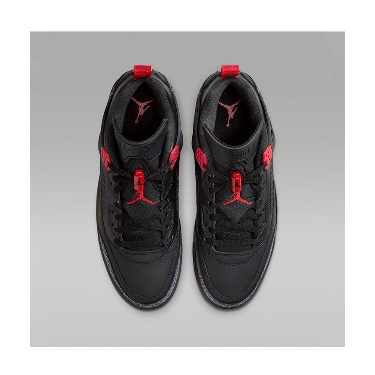 Air Jordan 4 Retro – Leyenda en Cada Paso